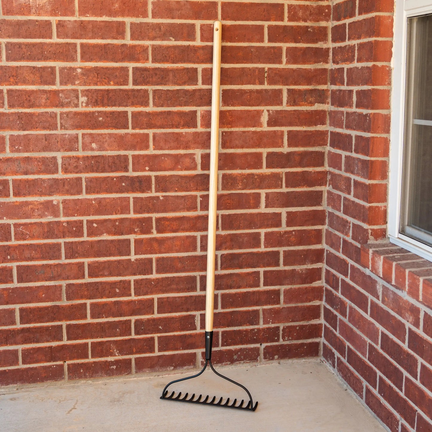 14 Tine Garden Bow Rake With Wood Handle For Soil Loosening